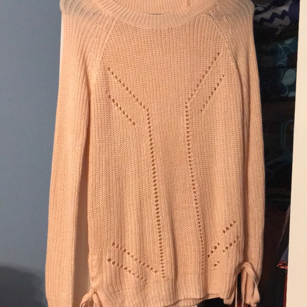 pink sweater